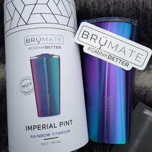 BRUMATE MUV IMPERIAL PINT RAINBOW TITANIUM 20oz***RARE/HTF